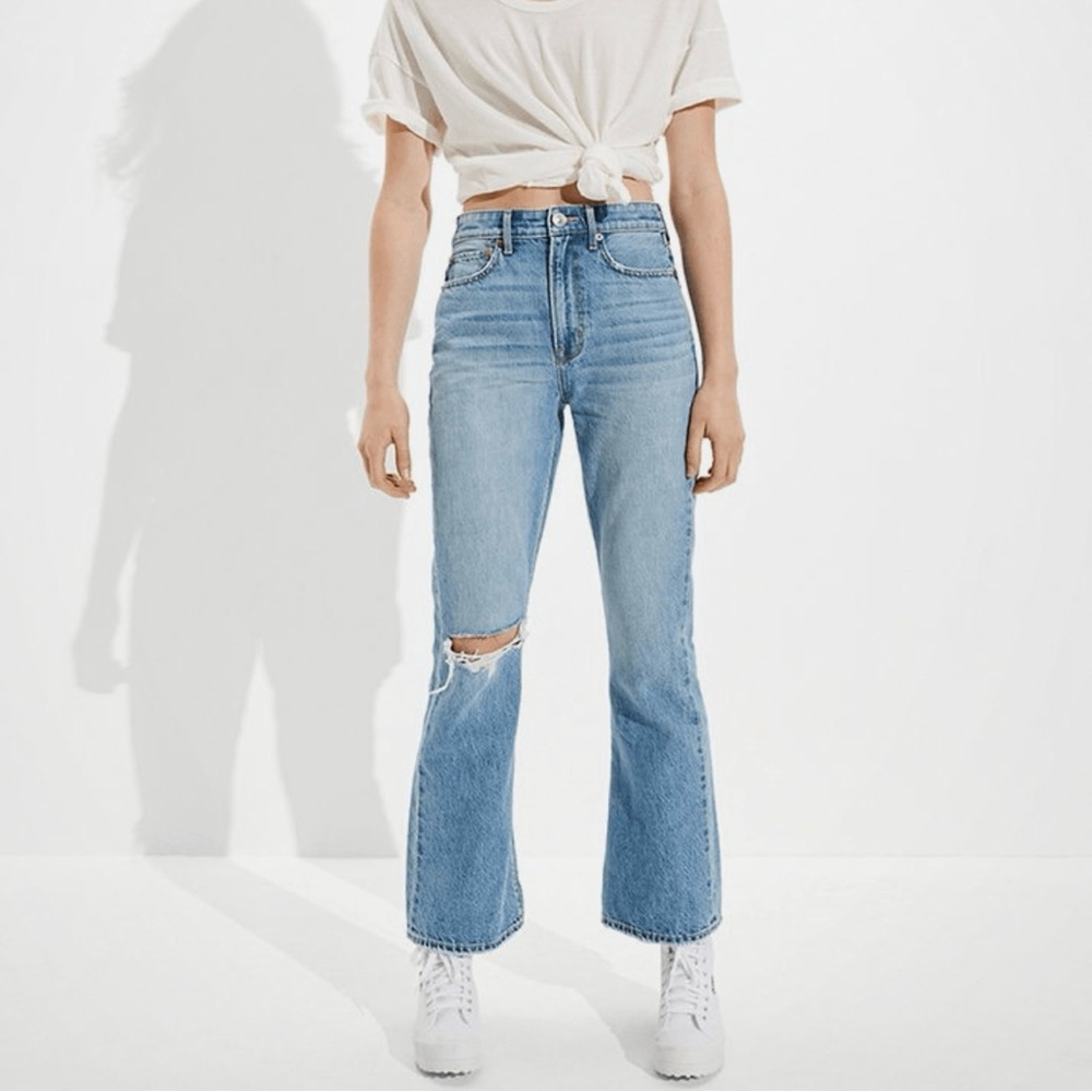 American Eagle 90’s flare jeans